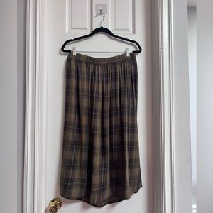 Old Navy green plaid midi skirt